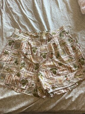 City Chic Women's Tropical Print High-Waist Shorts - Cream & Green